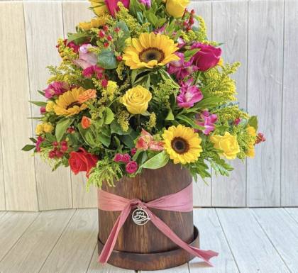 CAJA CON FLORES COLORIDAS XL